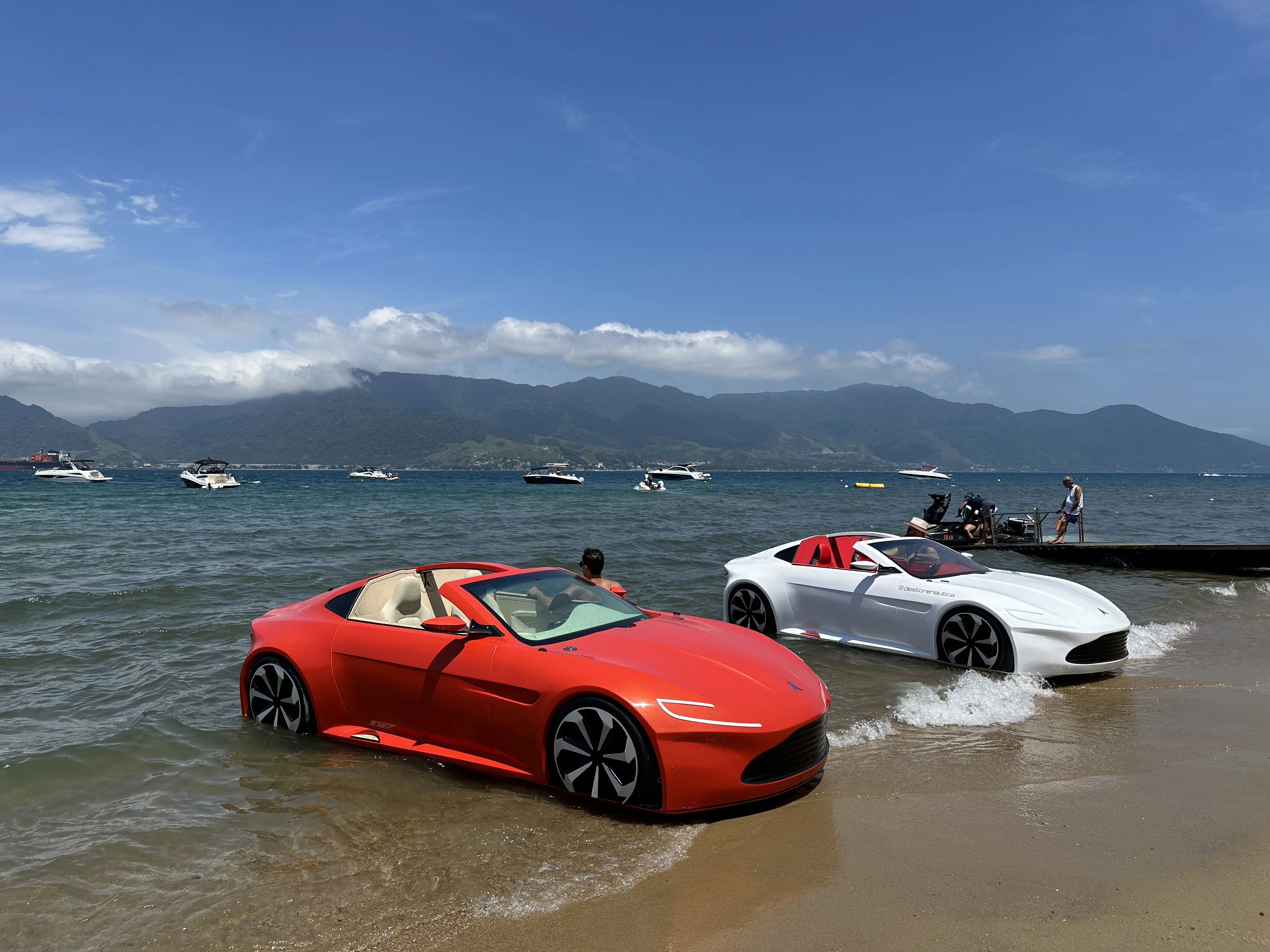 SEACAR-VEHIGH na praia